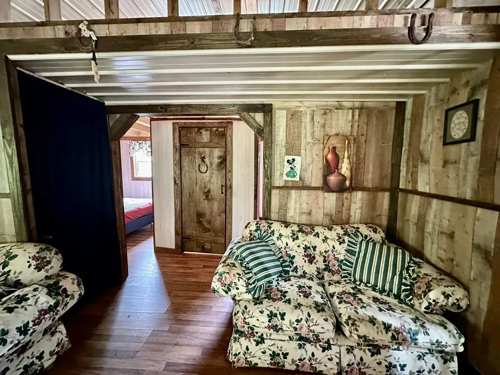 1958 Raleigh Creek East Road Monticello KY 42633