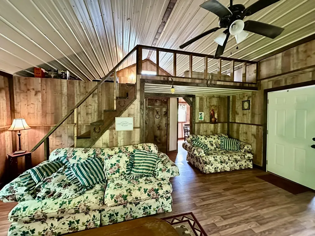 1958 Raleigh Creek East Road Monticello KY 42633