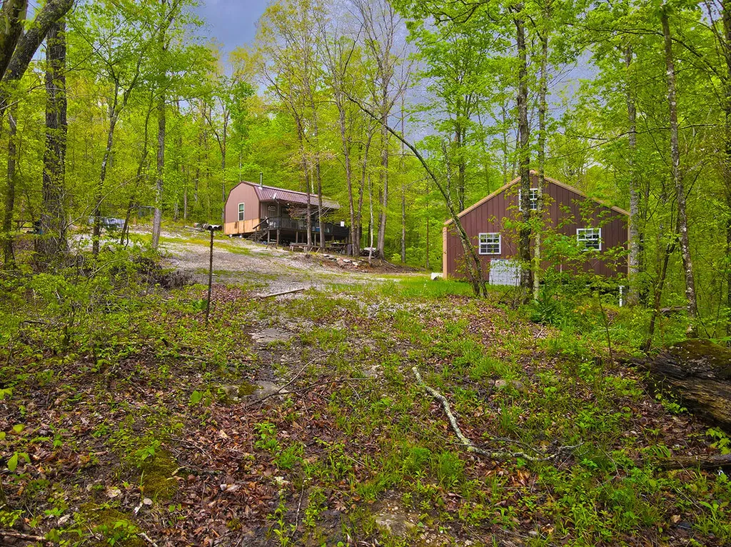 1958 Raleigh Creek East Road Monticello KY 42633