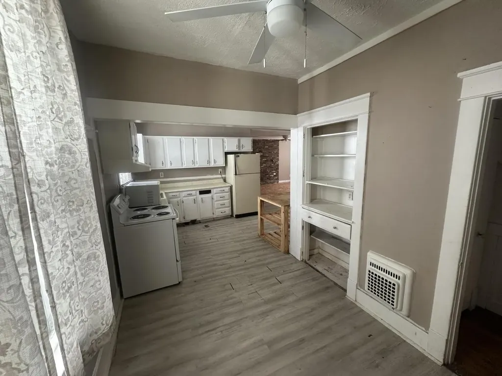 15 N Sycamore Street Mt Sterling KY 40353