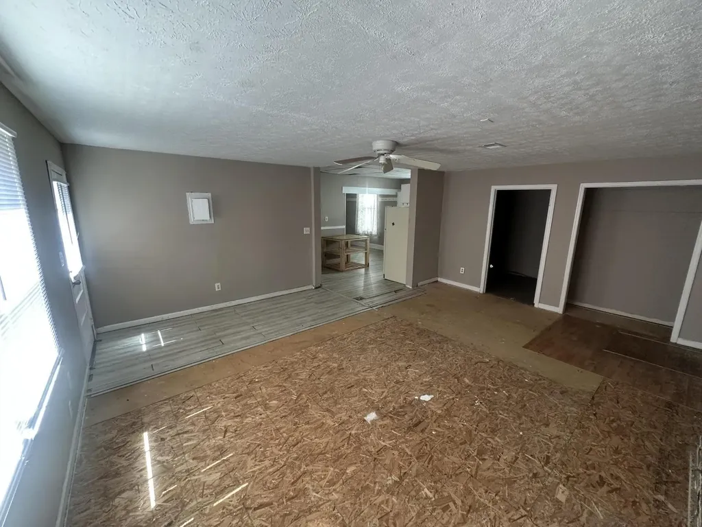 15 N Sycamore Street Mt Sterling KY 40353