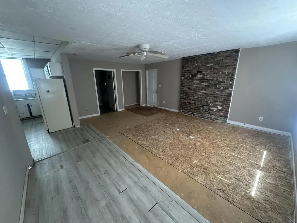 15 N Sycamore Street Mt Sterling KY 40353