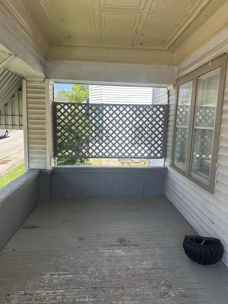 15 N Sycamore Street Mt Sterling KY 40353