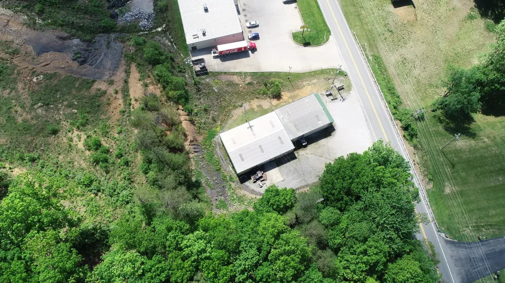 4252 N 25w Highway Williamsburg KY 40769