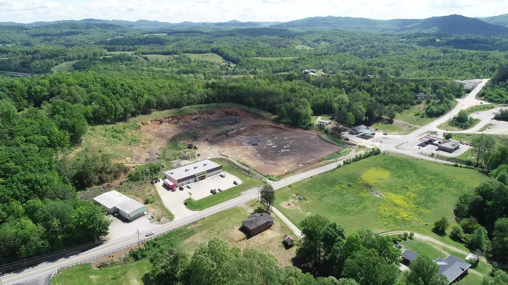 4252 N 25w Highway Williamsburg KY 40769