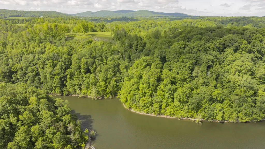 333 Acreyville Road Monticello KY 42633