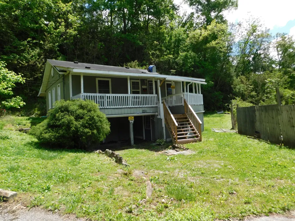 112 Sukey Ridge Road Baxter KY 40806