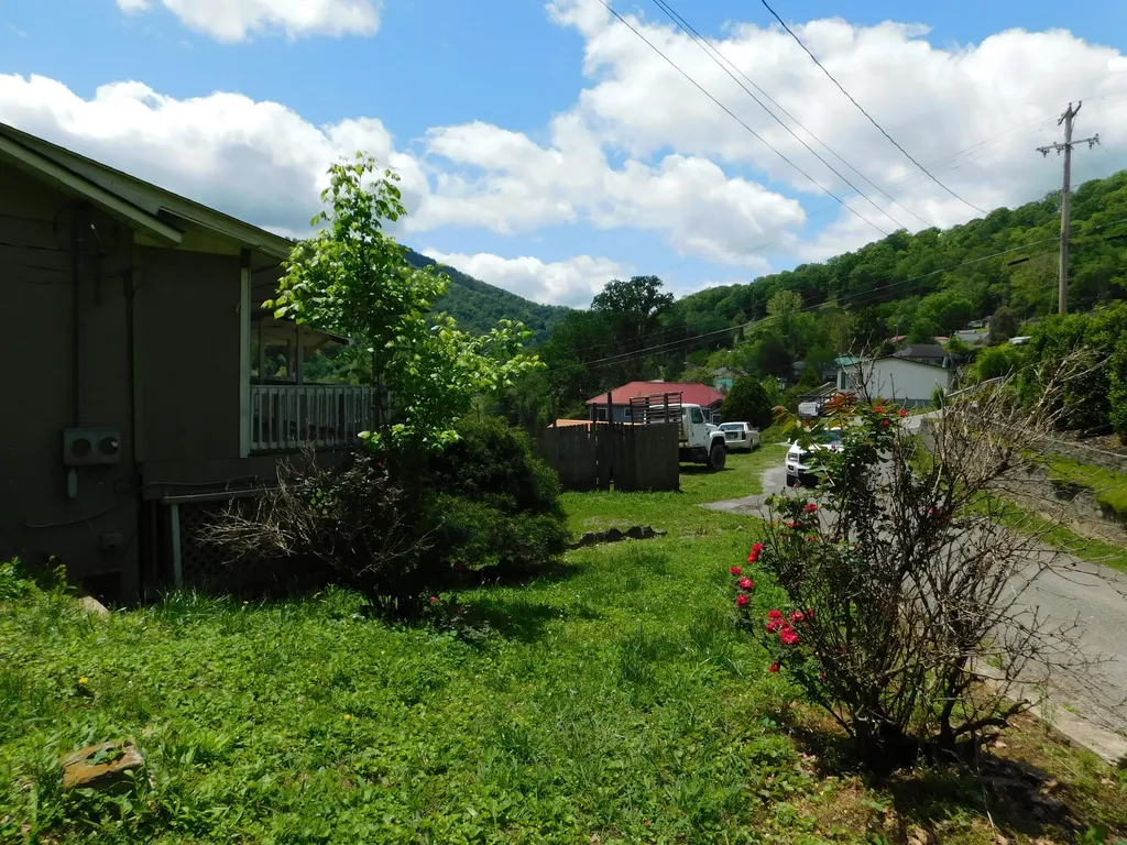 112 Sukey Ridge Road Baxter KY 40806