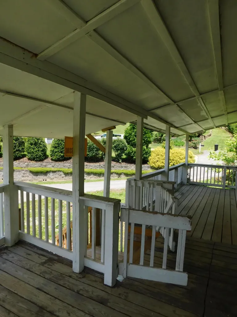 112 Sukey Ridge Road Baxter KY 40806