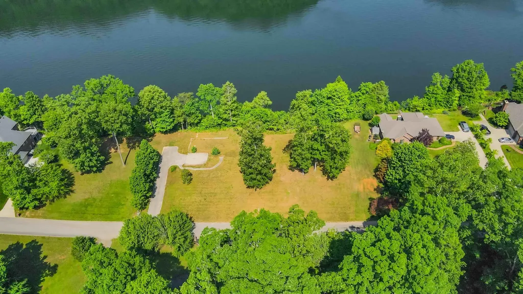 604 Water Cliff Drive Somerset KY 42503