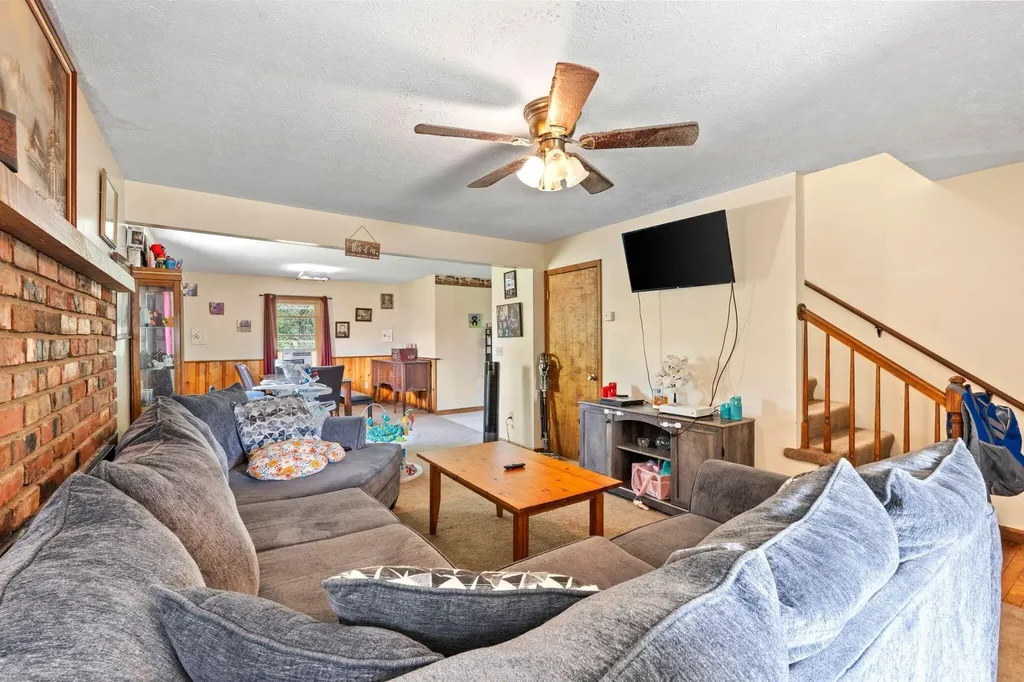 13955 Swallowfield Road Frankfort KY 40601