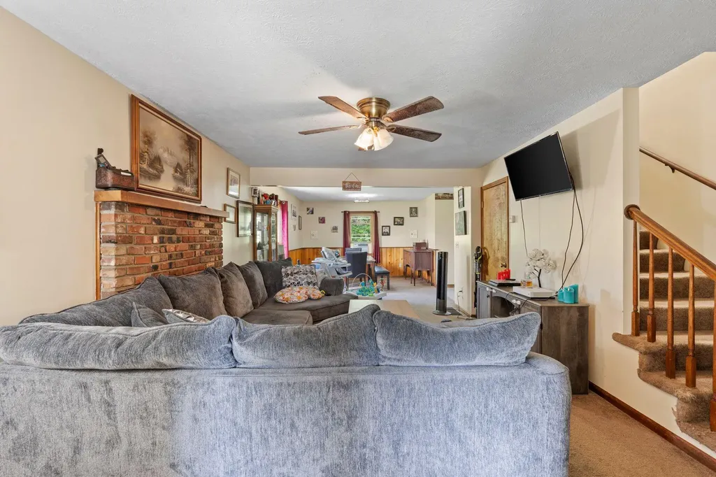 13955 Swallowfield Road Frankfort KY 40601