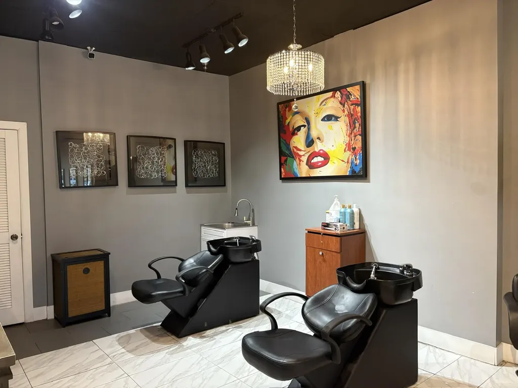 3128 Richmond Road Lexington KY 40509