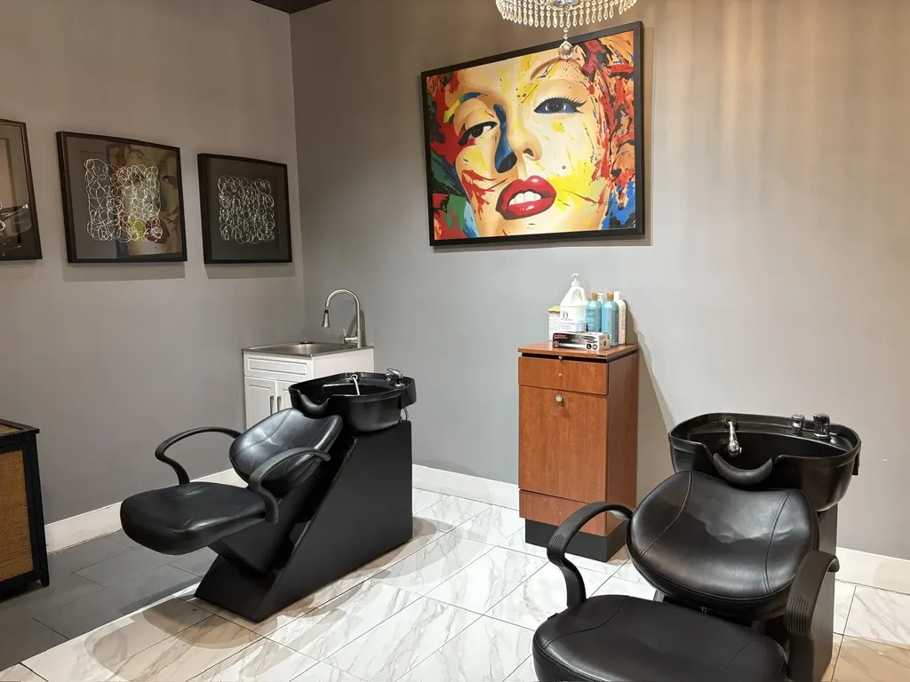 3128 Richmond Road Lexington KY 40509