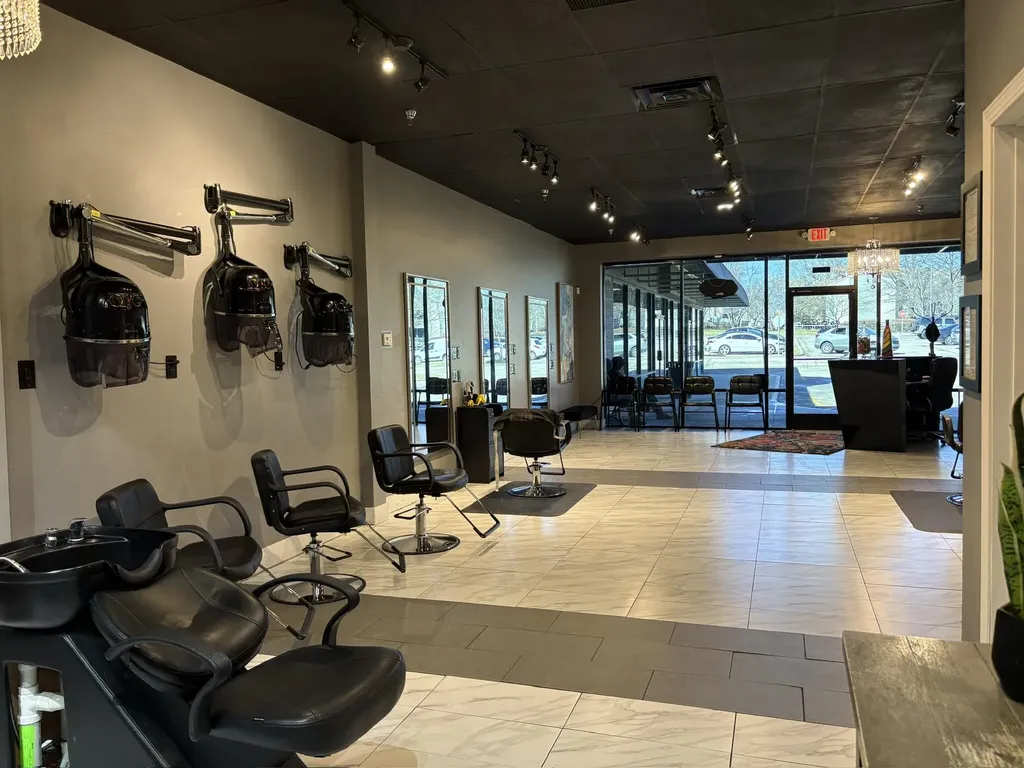 3128 Richmond Road Lexington KY 40509