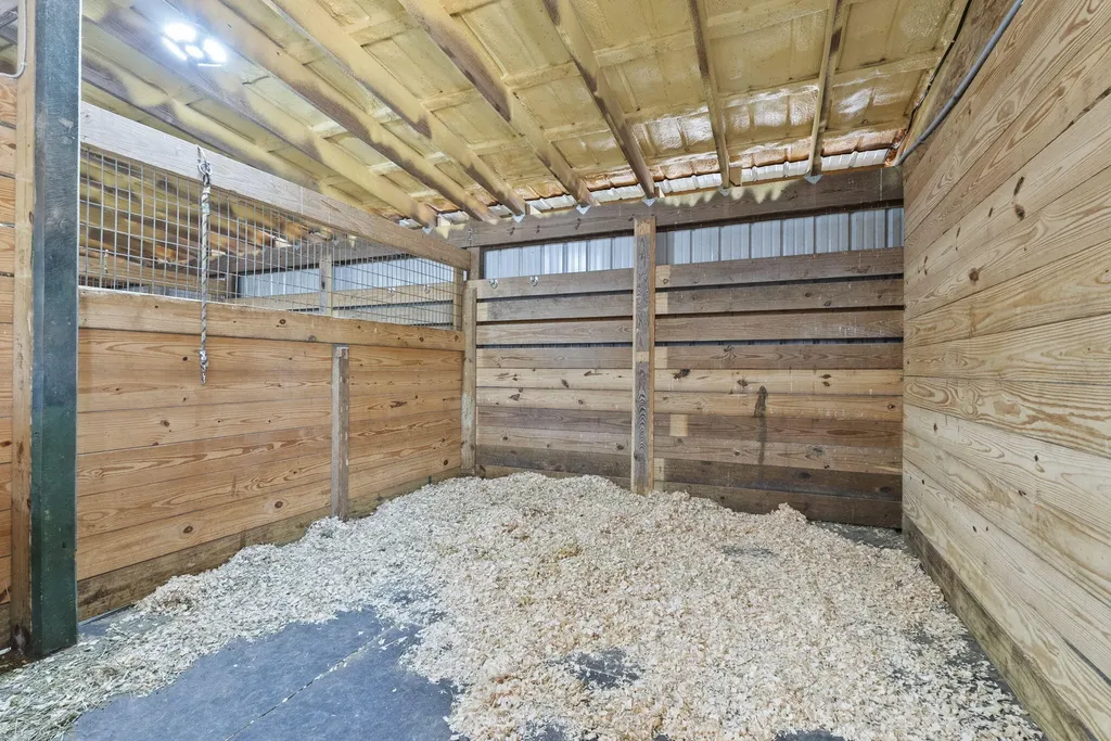 140 Seahawk Trail Midway KY 40347