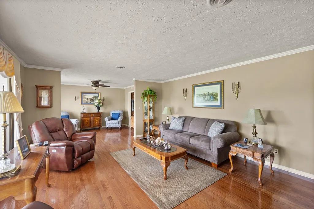 223 Lanetown Road Nancy KY 42544