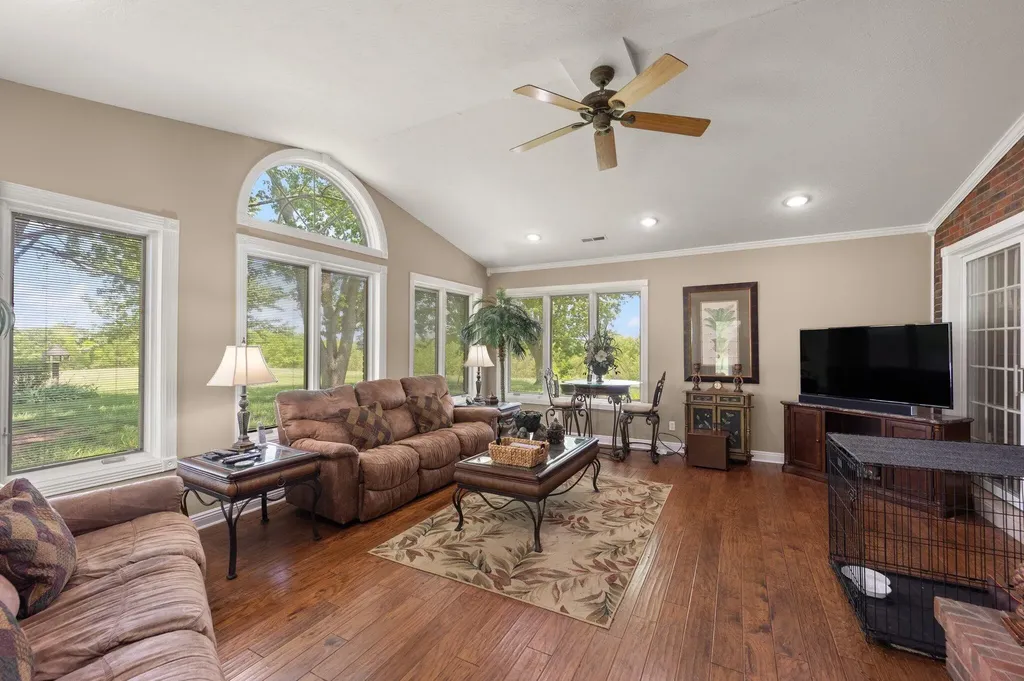 223 Lanetown Road Nancy KY 42544