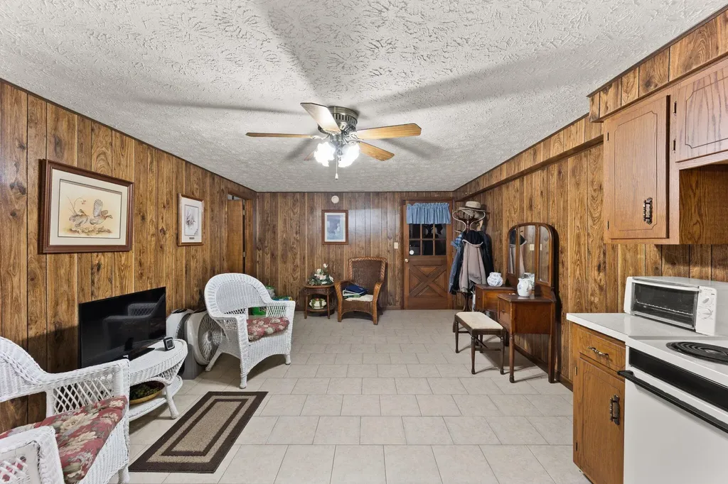 223 Lanetown Road Nancy KY 42544