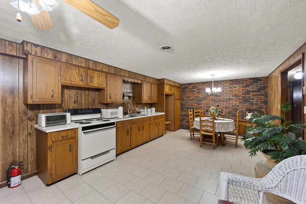 223 Lanetown Road Nancy KY 42544
