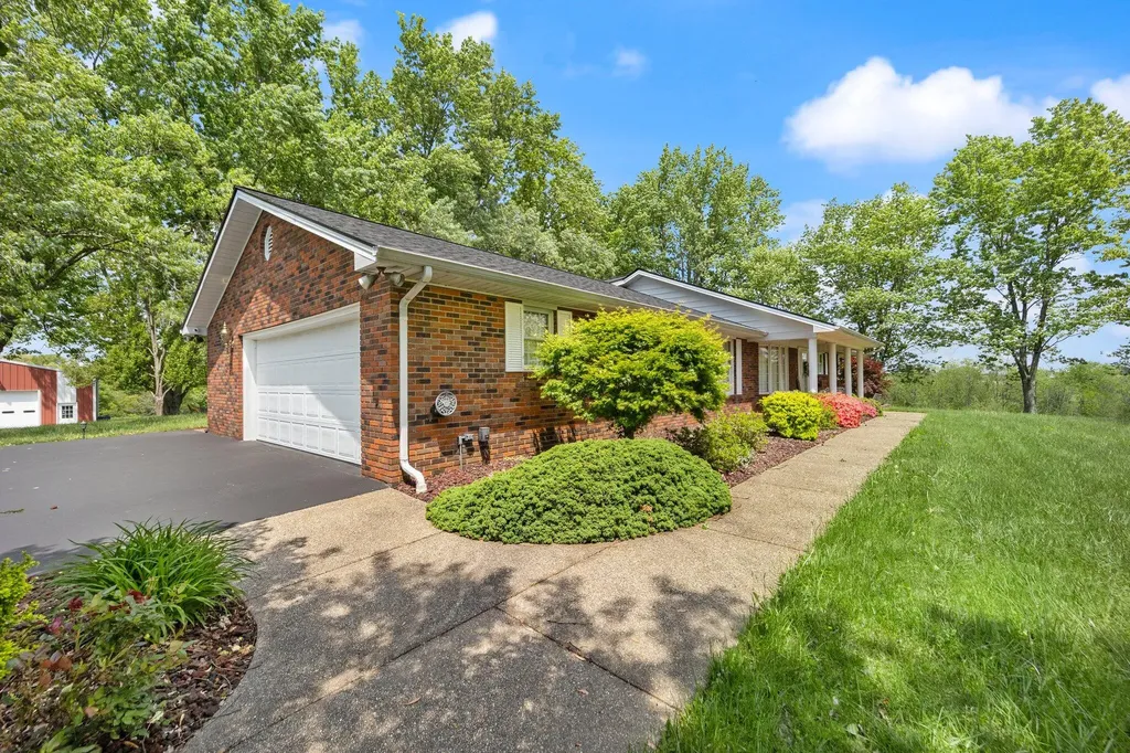 223 Lanetown Road Nancy KY 42544