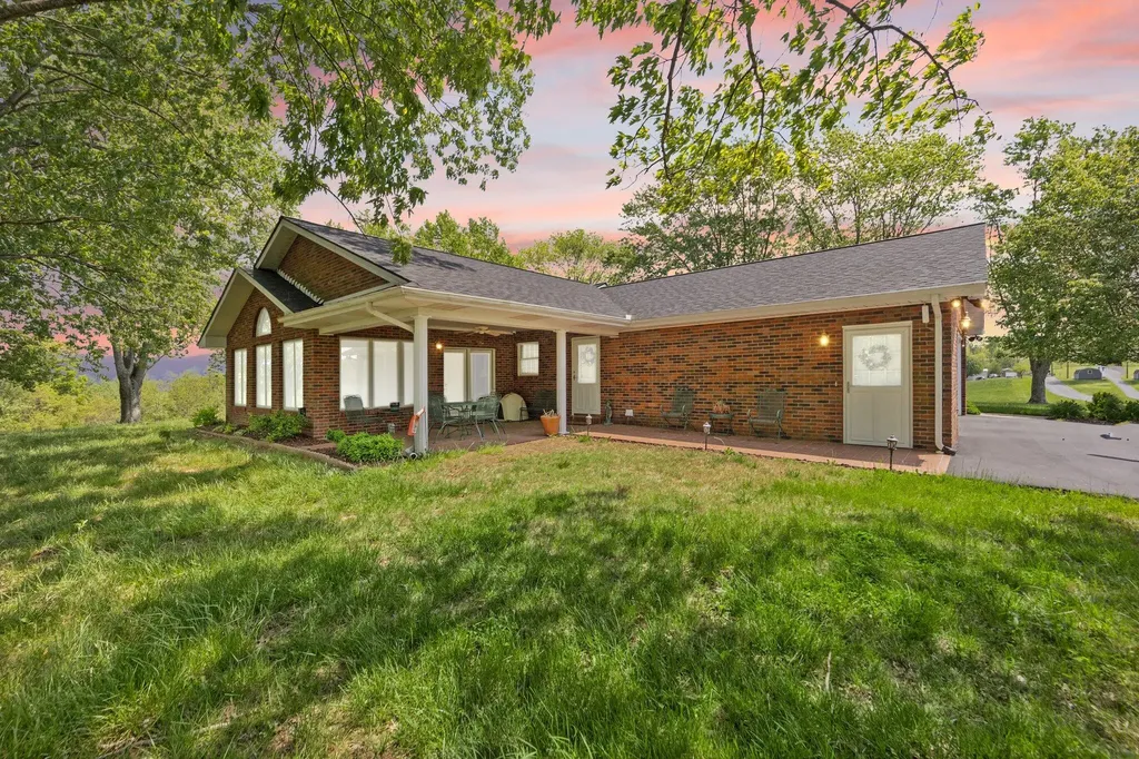 223 Lanetown Road Nancy KY 42544