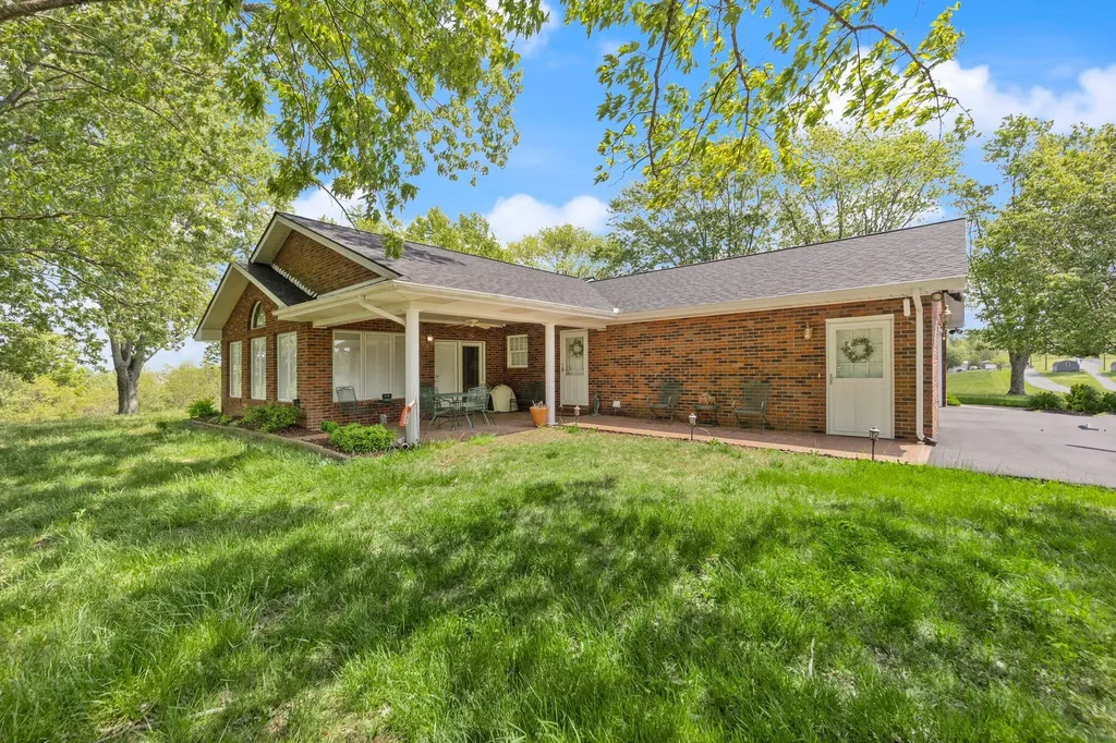 223 Lanetown Road Nancy KY 42544