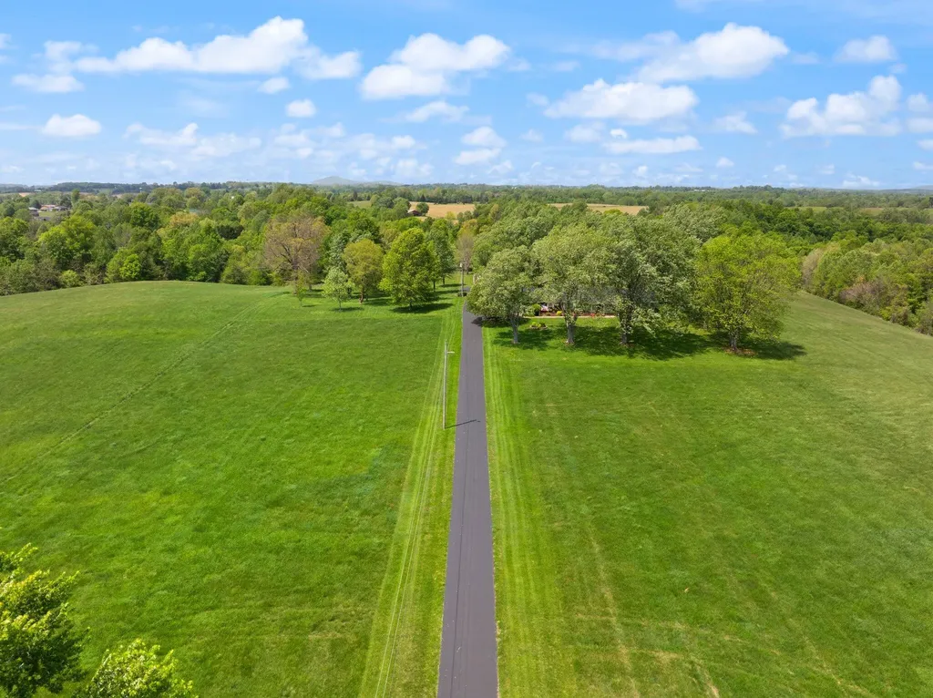 223 Lanetown Road Nancy KY 42544