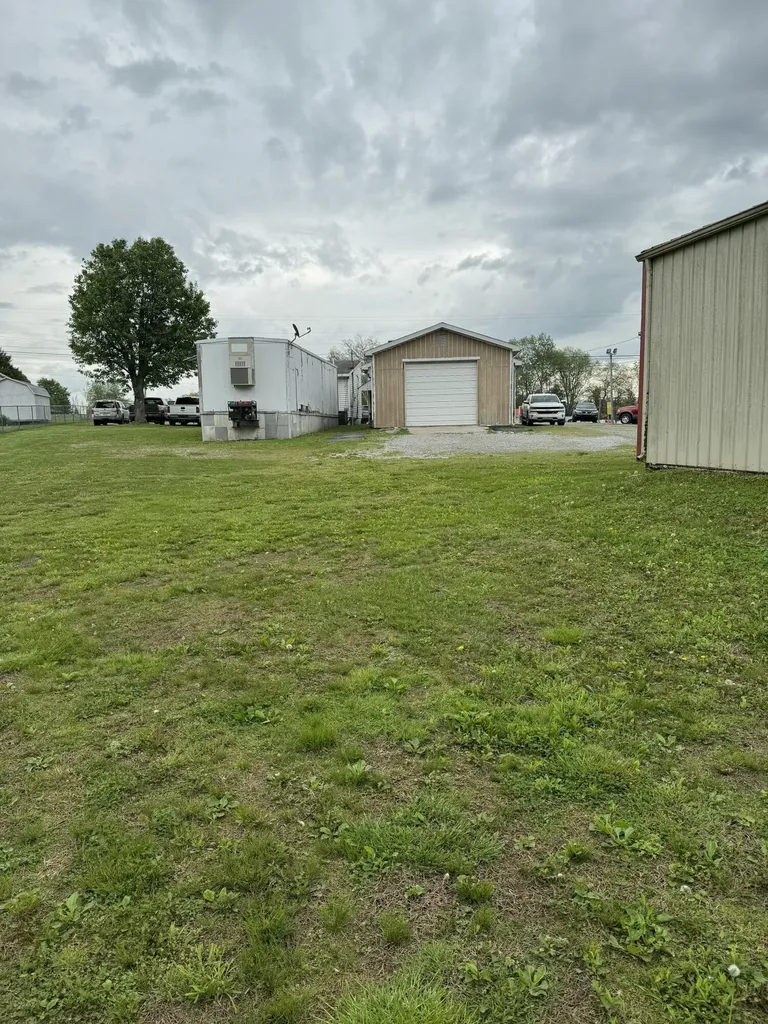 3599 S Laurel Road London KY 40744