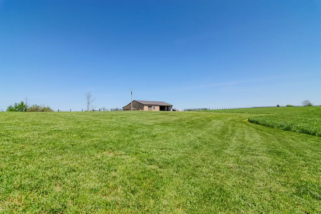 5990 Moorefield Road Carlisle KY 40311