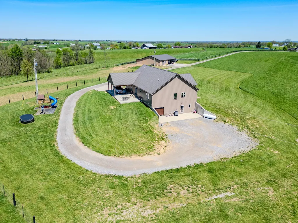 5990 Moorefield Road Carlisle KY 40311