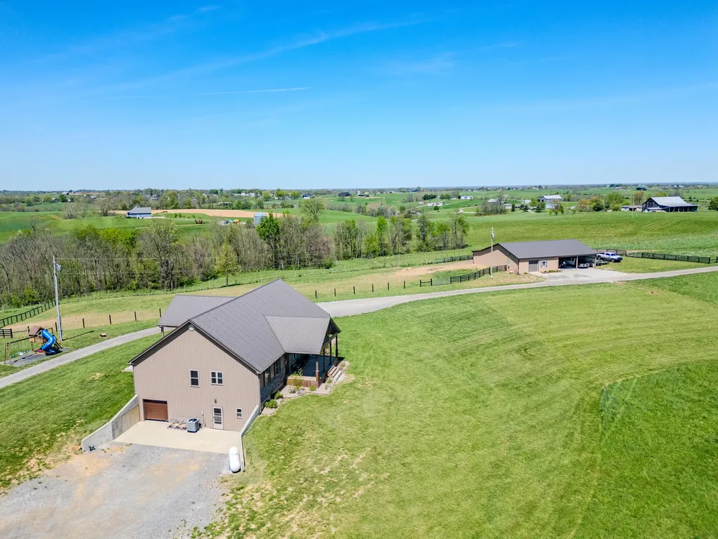 5990 Moorefield Road Carlisle KY 40311
