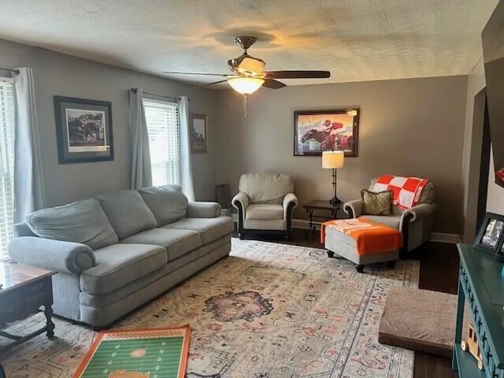 106 Cave Run Road Frankfort KY 40601