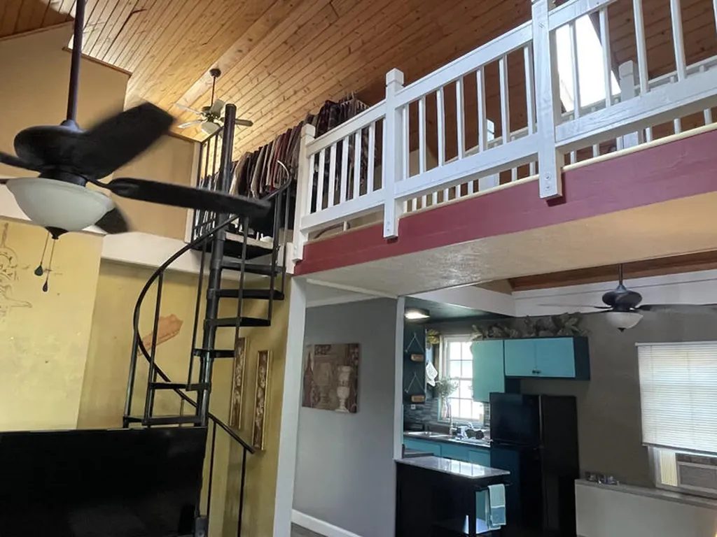 921 Boat Dock Road Somerset KY 42501