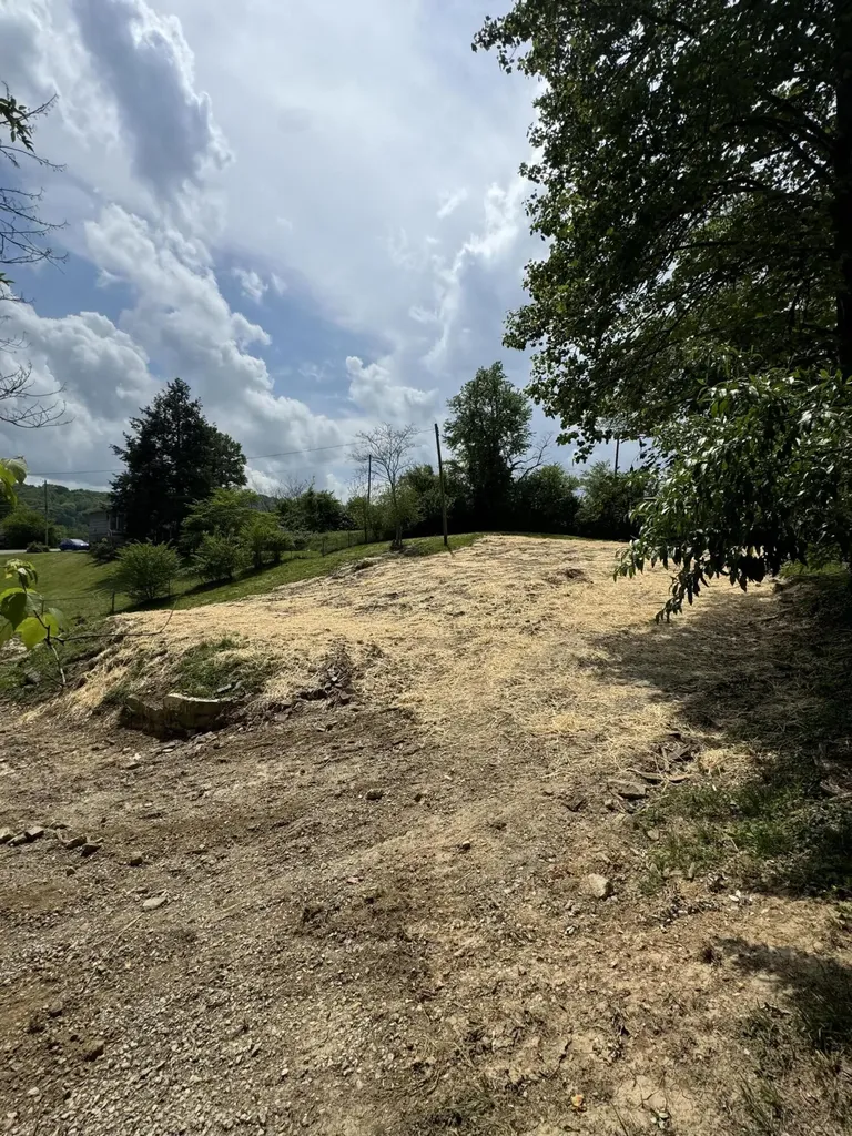 526 Balmoral Road Middlesboro KY 40965