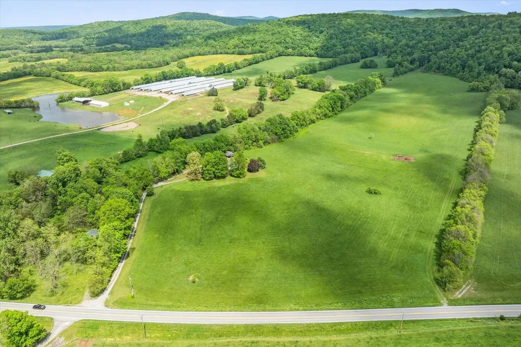 2430 Burkesville Road Albany KY 42602