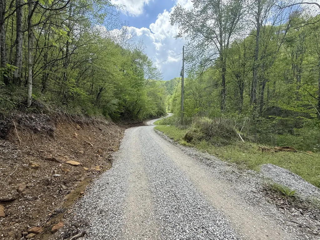 460 Bailey Branch Road Walker KY 40997