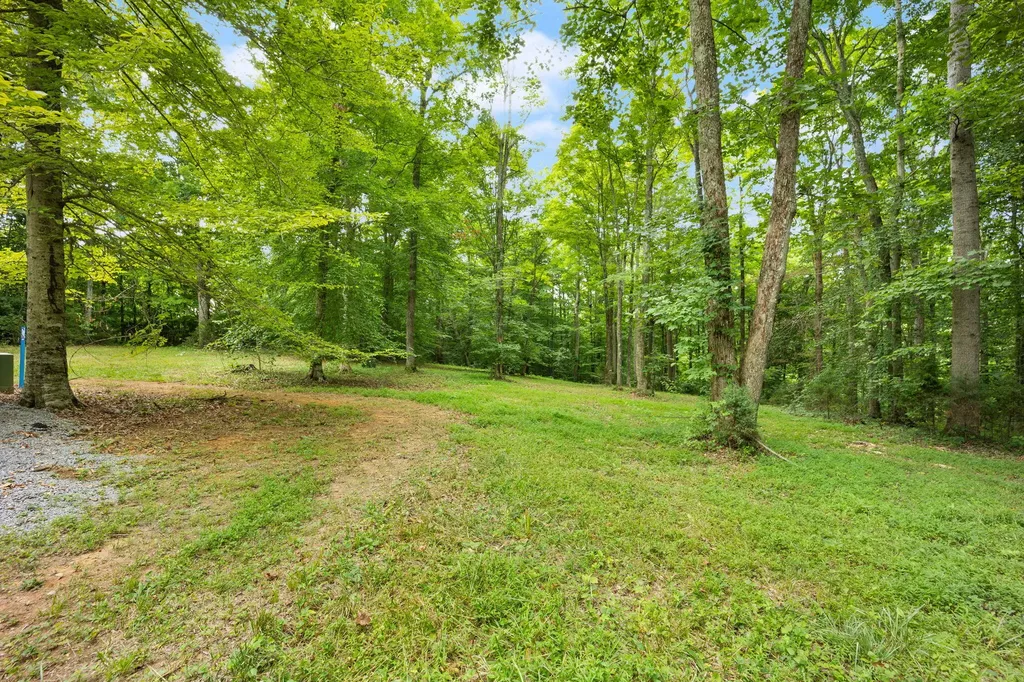 Lot 39 Captains Point Jamestown KY 42629