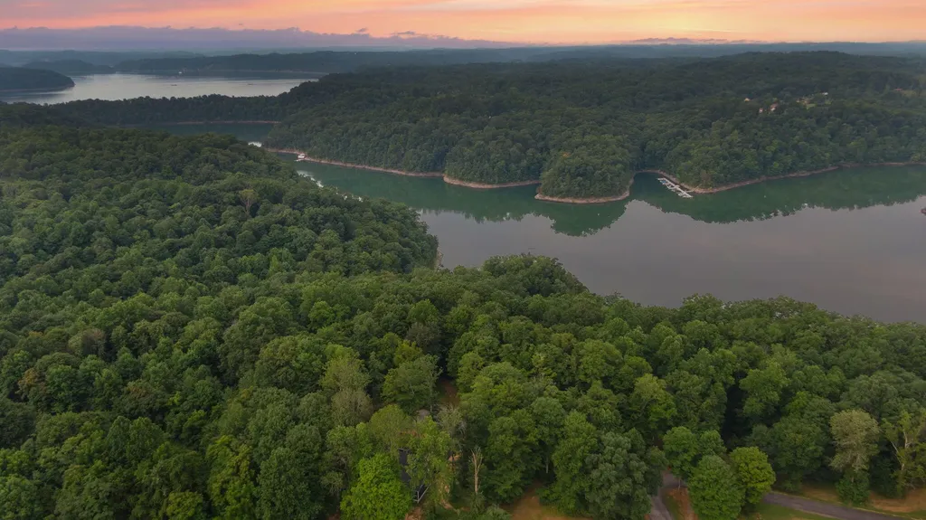 Lot 39 Captains Point Jamestown KY 42629