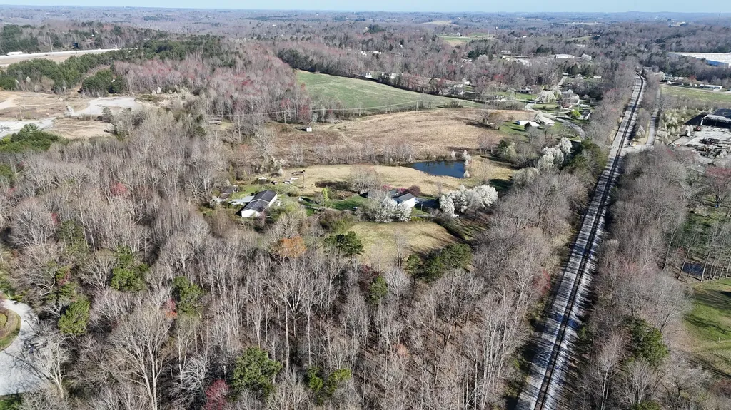 2792 Highway 1223 Corbin KY 40701