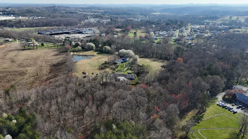 2792 Highway 1223 Corbin KY 40701