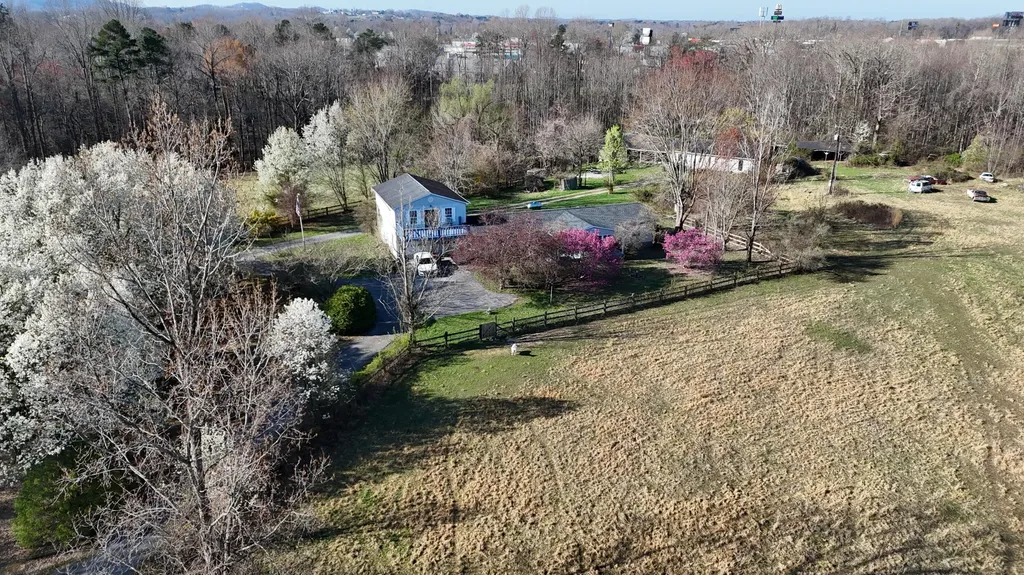 2792 Highway 1223 Corbin KY 40701