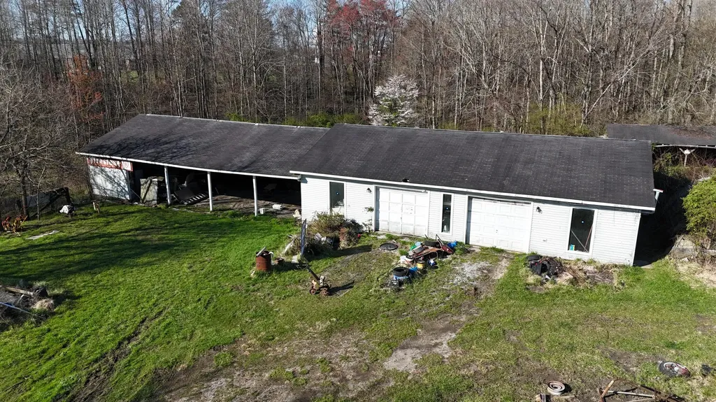 2792 Highway 1223 Corbin KY 40701