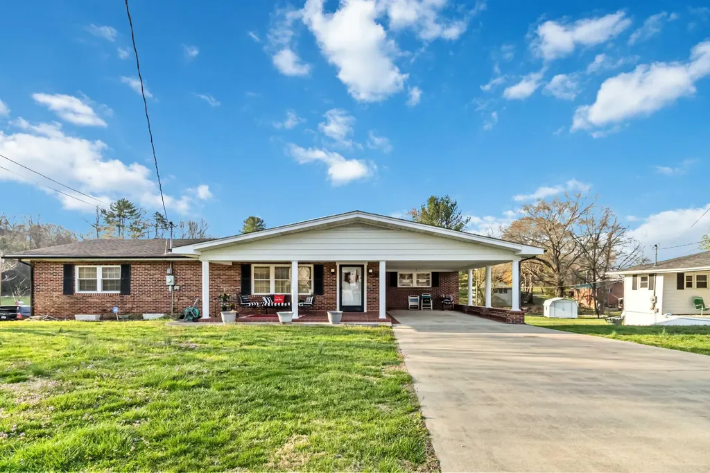 511 Moore Road Williamsburg KY 40769