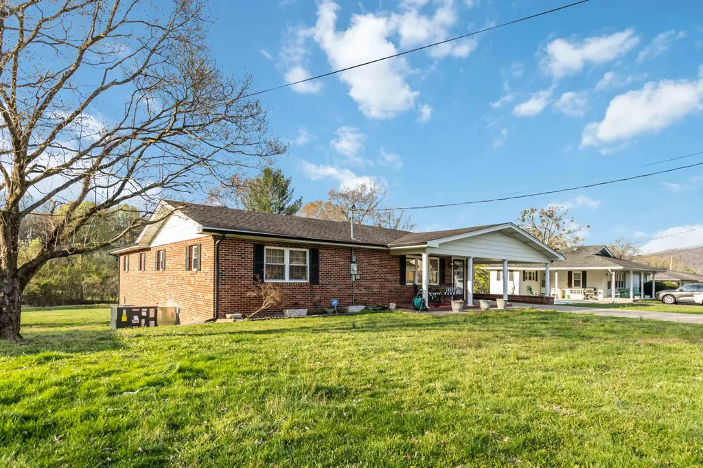 511 Moore Road Williamsburg KY 40769