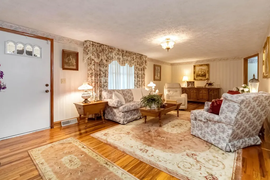 511 Moore Road Williamsburg KY 40769