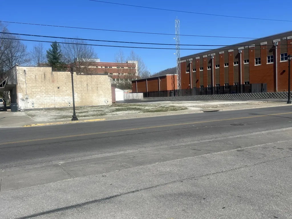 315 W Main Street Morehead KY 40351