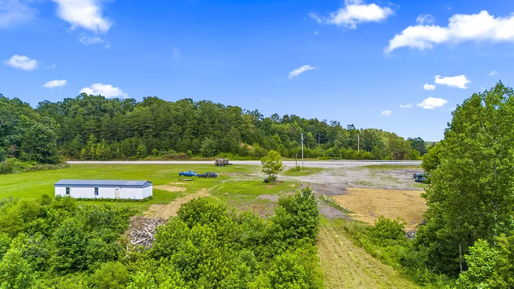 4737 Ky-11 Beattyville KY 41311