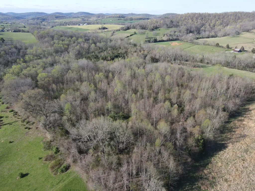 999-B Spiro Road Mt Vernon KY 40456