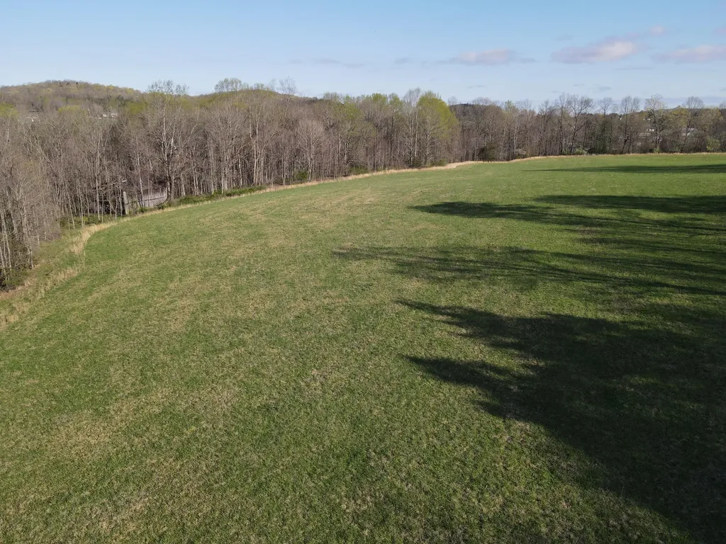999-A Spiro Road Mt Vernon KY 40456